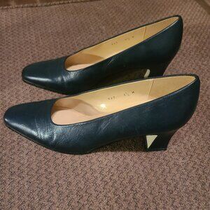 Liz Claiborne 8.5M Heels